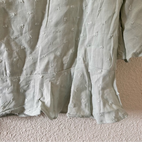 JULIA Peplum 12/ Flutter Sleeve Button front Blouse Women Size S/M NWT - Picture 9 of 11